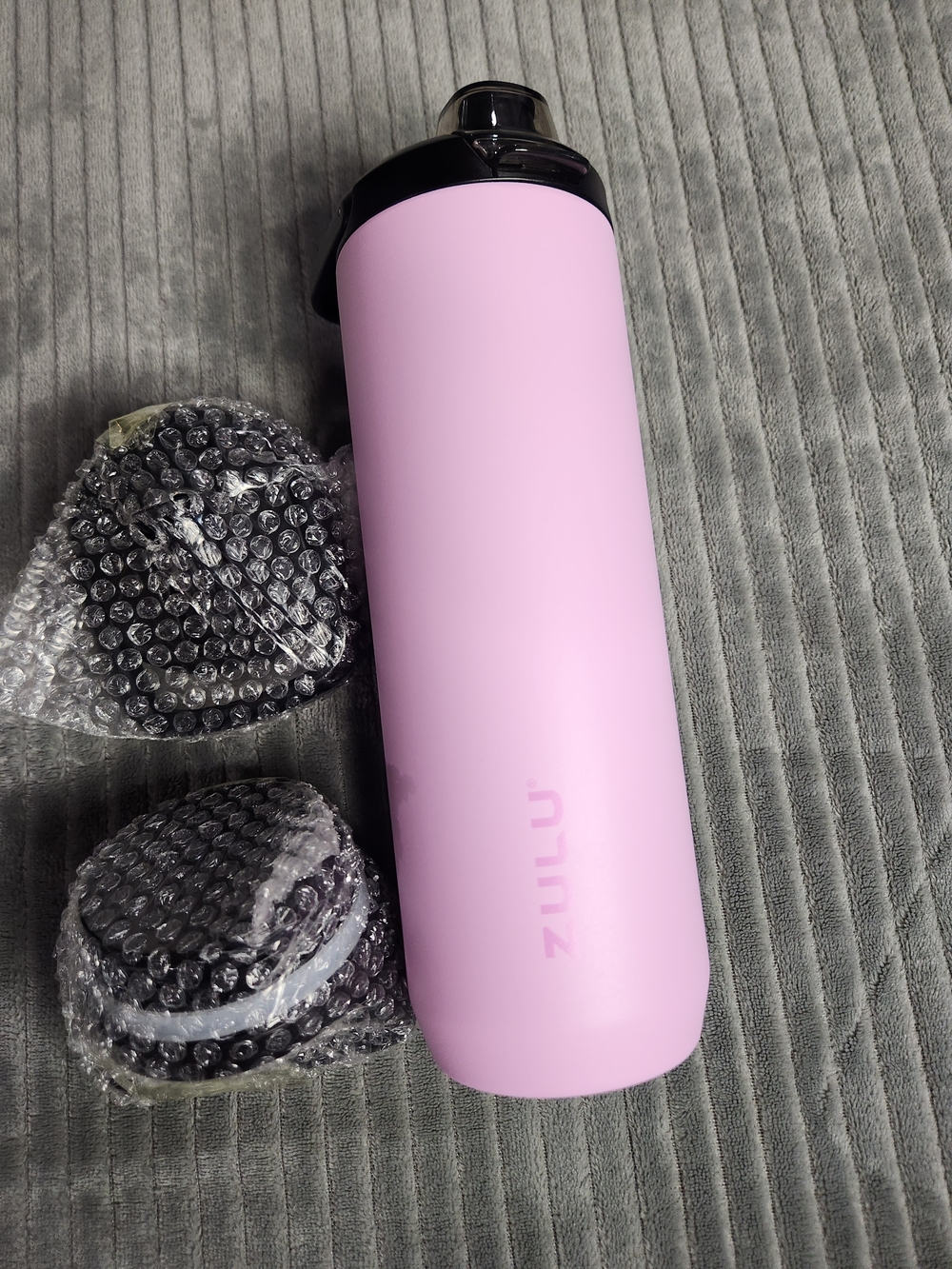 Zulu Base Stainless Steel Water Bottle 24oz water bottle pink
